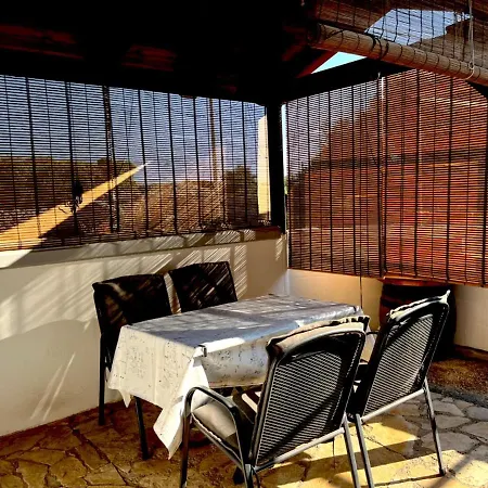 Apartman Kornat Apartamento *